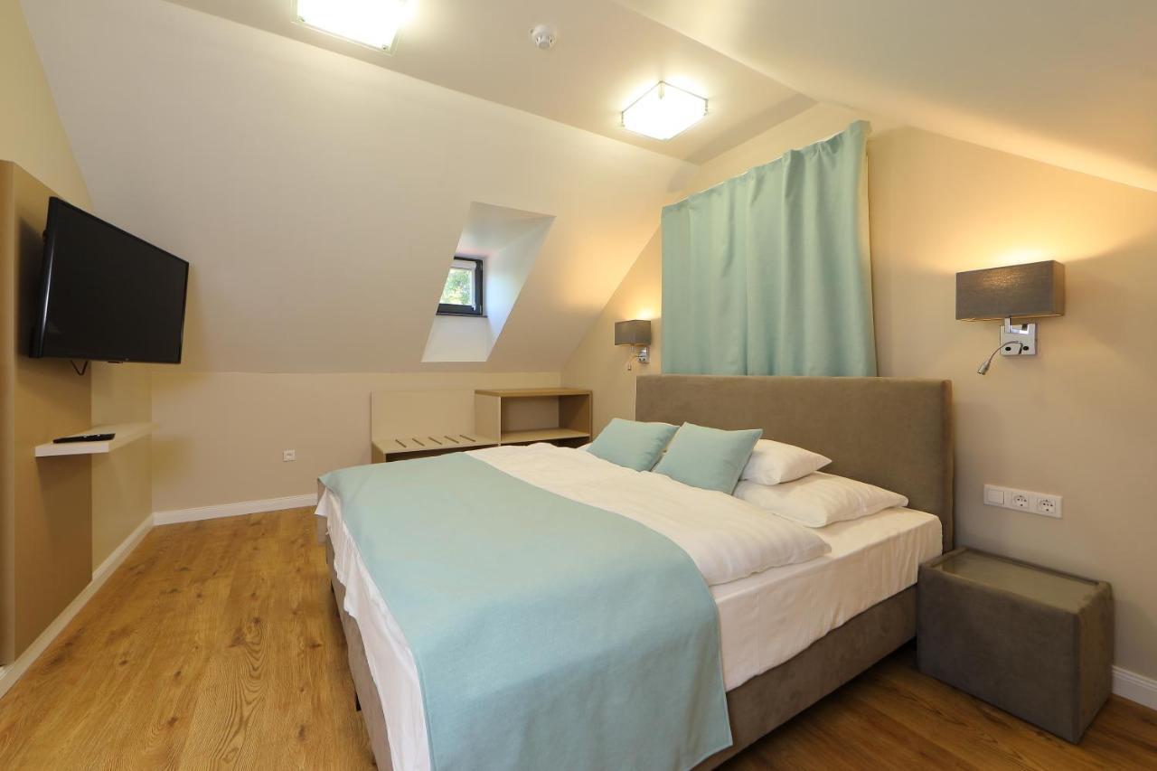 Hotel Blaha Lujza Balatonfured Ngoại thất bức ảnh