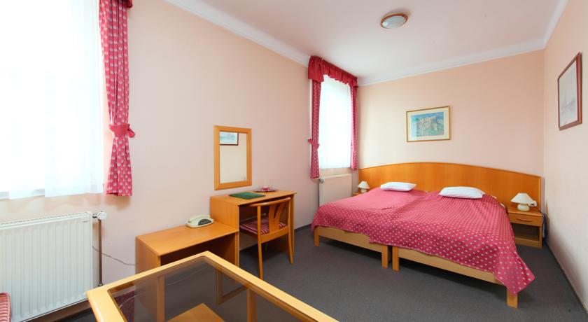 Hotel Blaha Lujza Balatonfured Ngoại thất bức ảnh