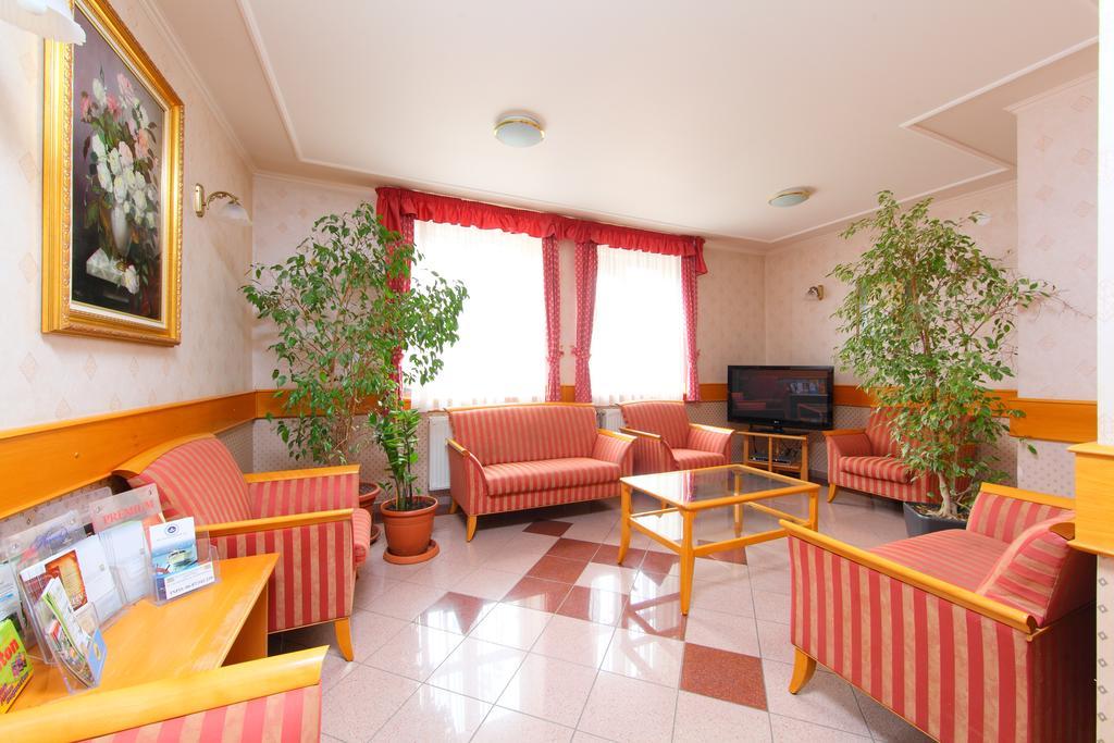 Hotel Blaha Lujza Balatonfured Ngoại thất bức ảnh