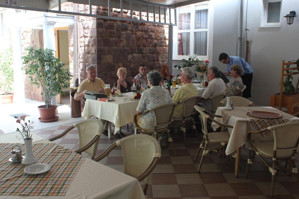 Hotel Blaha Lujza Balatonfured Ngoại thất bức ảnh