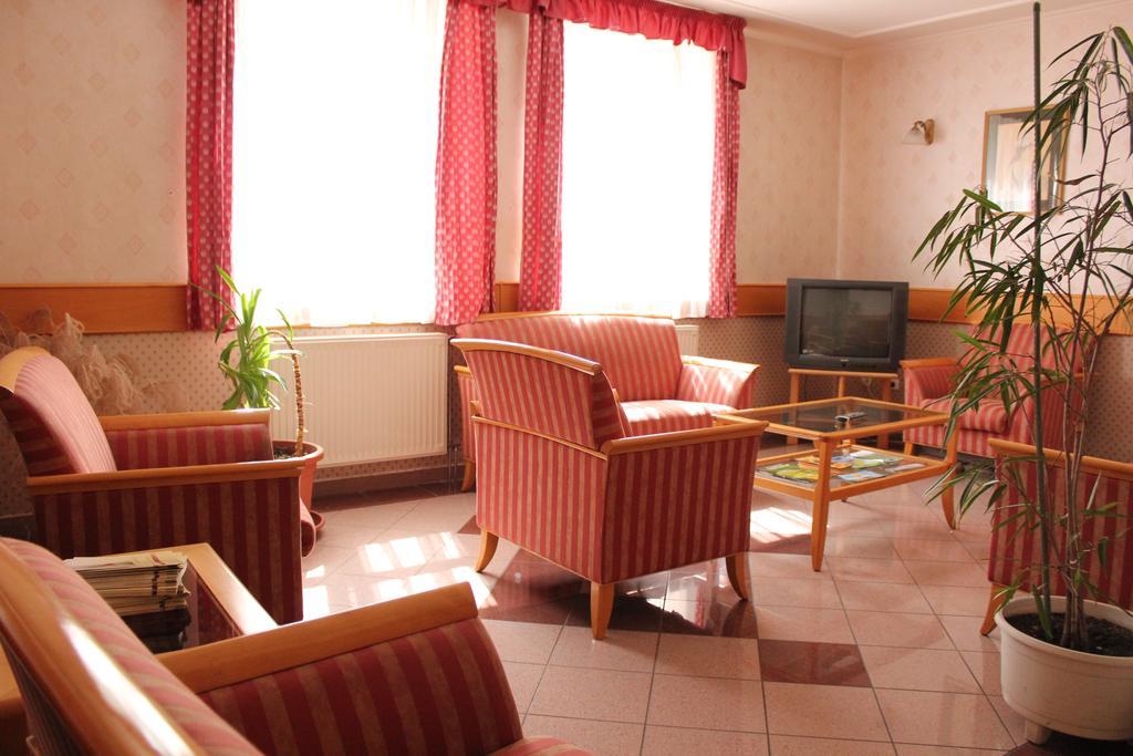 Hotel Blaha Lujza Balatonfured Ngoại thất bức ảnh