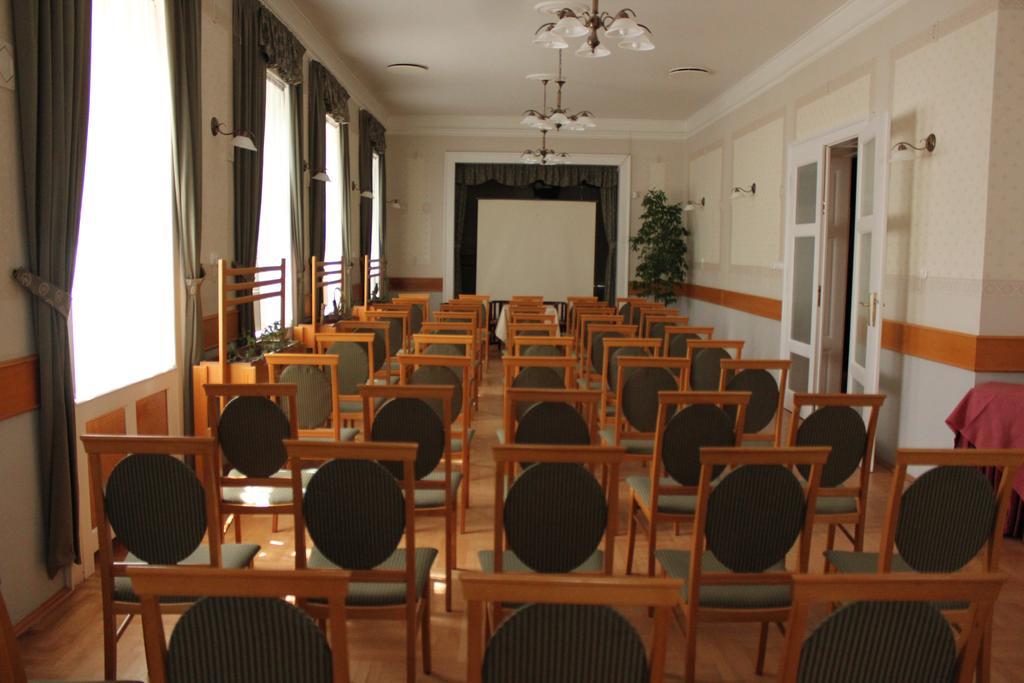 Hotel Blaha Lujza Balatonfured Ngoại thất bức ảnh