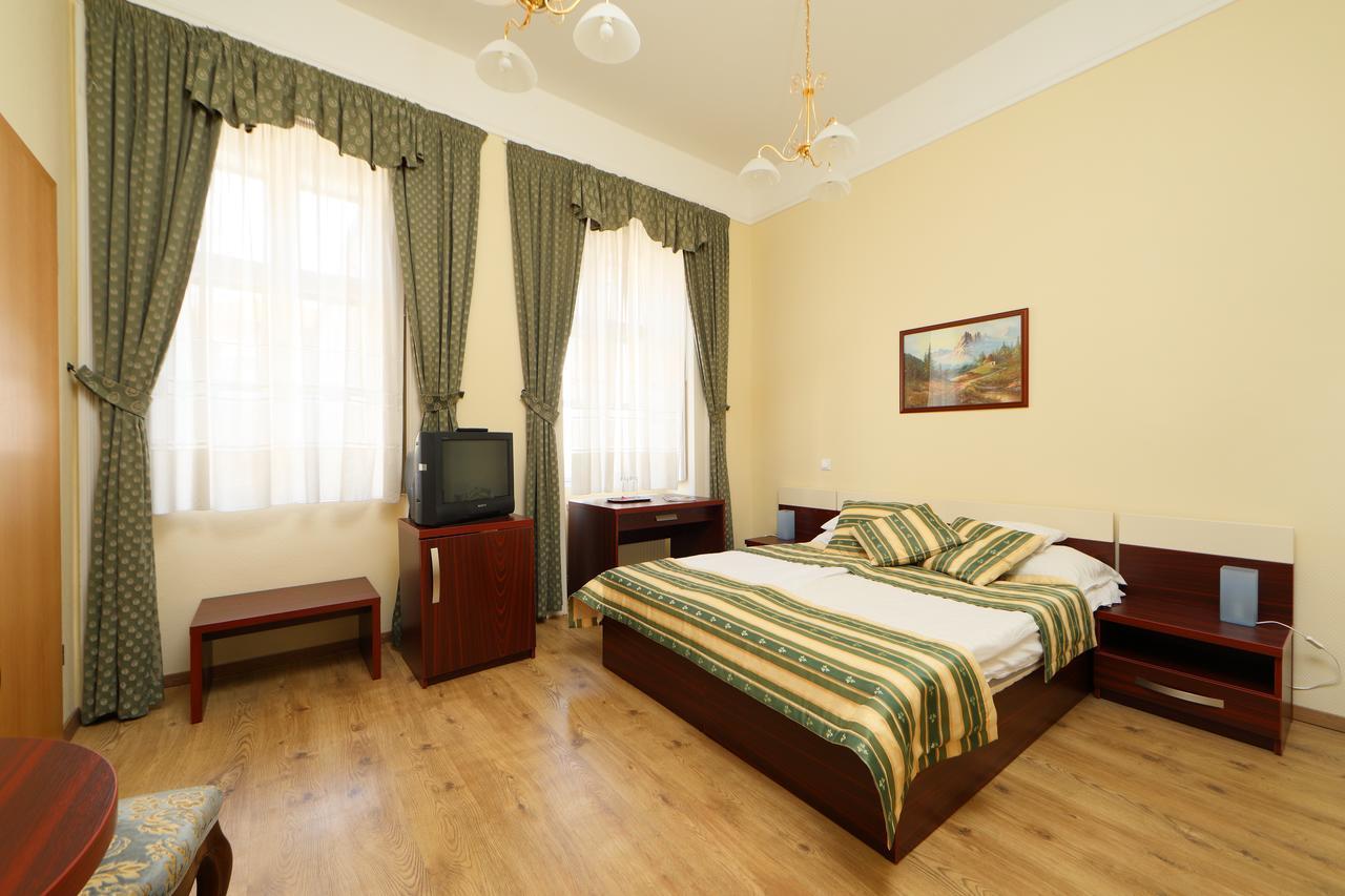 Hotel Blaha Lujza Balatonfured Ngoại thất bức ảnh